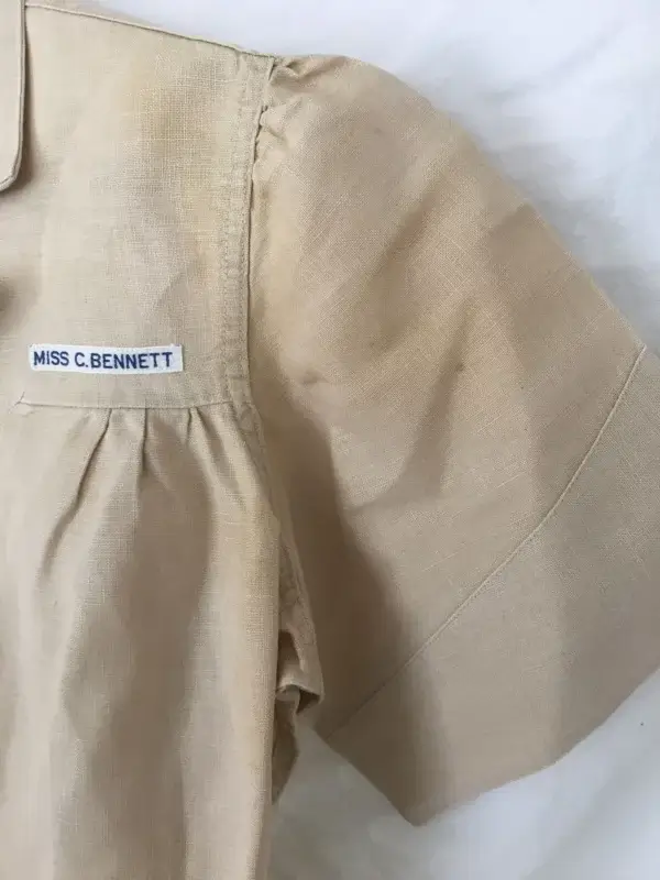 Nurse robe Mervin Neitzel – Image 8